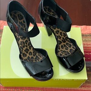 Gianni Bini Black Patent Heels